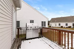 4 Wellington Pl, Monroe Township, NJ 08831 - Photo 28