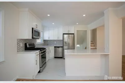 40 Essex Avenue, Metuchen, NJ 08840 - Photo 10