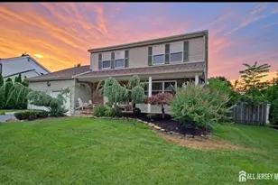 4 Davids Ln, Howell Township, NJ 07731 - Photo 1