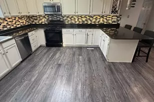 4 Davids Ln, Howell Township, NJ 07731 - Photo 6