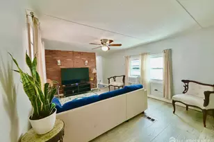 26 Dalbert St, Carteret, NJ 07008 - Photo 16