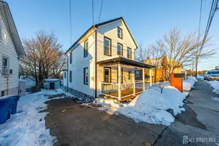 25 Dane St, Sayreville, NJ 08872 - Photo 2