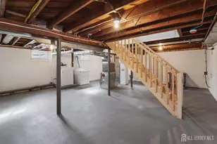 35 Murray Ave, Piscataway Township, NJ 08854 - Photo 16