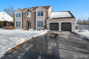4 Santina Ct, Lawrence Township, NJ 08648 - Photo 2