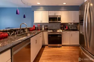 171 Beckett Pl, Franklin Township, NJ 08873 - Photo 8