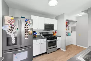 2503 Ridgeview Ct, Sayreville, NJ 08859 - Photo 8