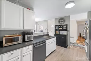 2503 Ridgeview Ct, Sayreville, NJ 08859 - Photo 10