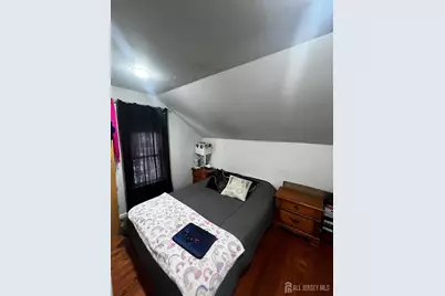 366 Jeffries Street, Perth Amboy, NJ 08861 - Photo 6