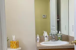 34 Mercer St, Carteret, NJ 07008 - Photo 6