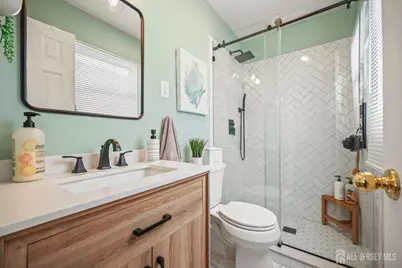 105 Applegate Avenue, Monroe Township, NJ 07726 - Photo 22