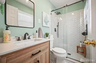 105 Applegate Ave, Monroe Township, NJ 07726 - Photo 22