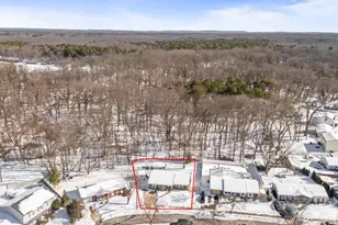 105 Applegate Ave, Monroe Township, NJ 07726 - Photo 32