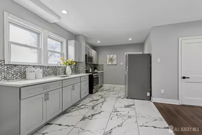 210 Rock Avenue, Piscataway Township, NJ 08854 - Photo 8