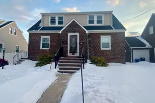 41 Elmwood Ave, Carteret, NJ 07008 - Photo 4