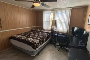 41 Elmwood Ave, Carteret, NJ 07008 - Photo 22