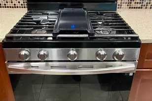 41 Elmwood Ave, Carteret, NJ 07008 - Photo 12