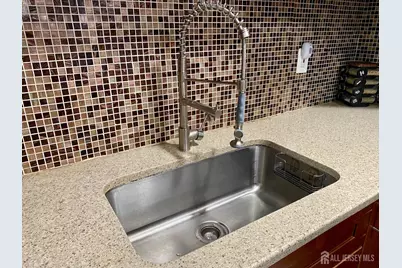 41 Elmwood Avenue, Carteret, NJ 07008 - Photo 12