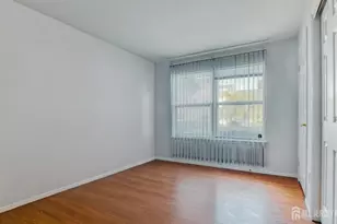 226 Bexley Ln, Piscataway Township, NJ 08854 - Photo 12