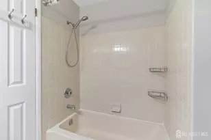 60 Hampshire Dr, Plainsboro Township, NJ 08536 - Photo 18