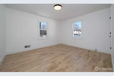 341 Forest Drive, Union Township, NJ 07083 - Photo 20