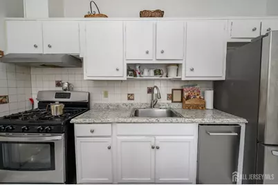 107 Market Street, Perth Amboy, NJ 08861 - Photo 14