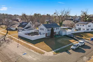 94 Melbourne Ln, Willingboro, NJ 08046 - Photo 2