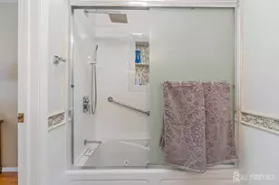 212 Vesper Ave, Middlesex, NJ 08846 - Photo 22