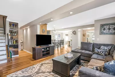 212 Vesper Avenue, Middlesex, NJ 08846 - Photo 6