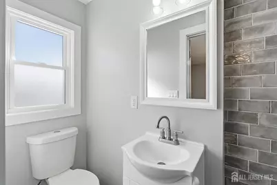 19 Evelyn Court, Maplewood, NJ 07040 - Photo 8