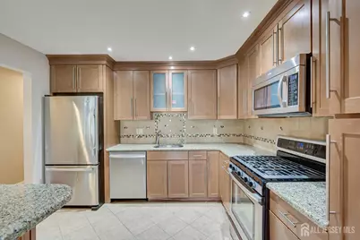 133 Oakmont Court, Edison, NJ 08820 - Photo 26