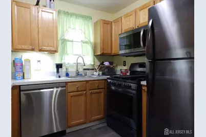 508 Cypress Lane, East Brunswick Township, NJ 08816 - Photo 4