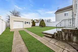 16 Sharot St, Carteret, NJ 07008 - Photo 24