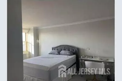 28 Riverside Avenue #11H, Red Bank, NJ 07701 - Photo 4