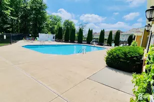 542 E Celebration Way E, South Plainfield, NJ 07080 - Photo 4