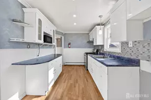 114 Larch St, Port Reading, NJ 07064 - Photo 6