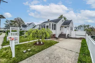 114 Larch St, Port Reading, NJ 07064 - Photo 2