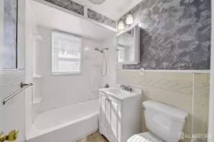 114 Larch St, Port Reading, NJ 07064 - Photo 10