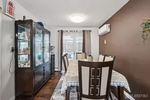 41 Pinetree Dr, Sayreville, NJ 08859 - Photo 6