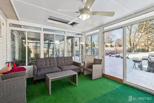 41 Pinetree Dr, Sayreville, NJ 08859 - Photo 22