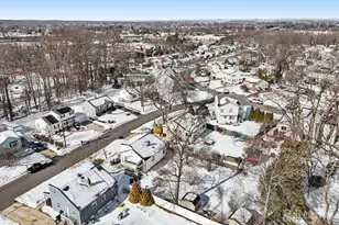 7 Harwin Dr, East Brunswick Township, NJ 08816 - Photo 6