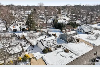 7 Harwin Drive, East Brunswick Township, NJ 08816 - Photo 4