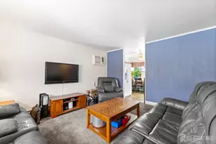 29 Park Ave, Iselin, NJ 08830 - Photo 4