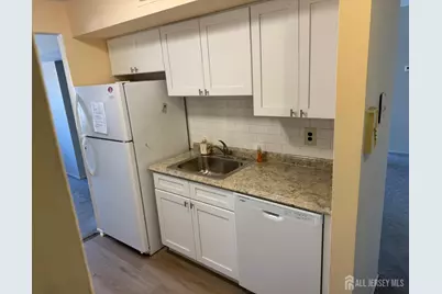 251 Alpine Way #251C, Woodbridge Township, NJ 07095 - Photo 2