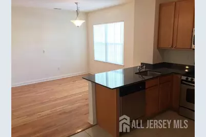 454 Gawron Court, Sayreville, NJ 08859 - Photo 4