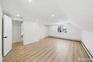 68 Port Reading Ave, Woodbridge Township, NJ 07095 - Photo 24