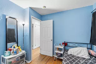 68 W Edward St, Iselin, NJ 08830 - Photo 12