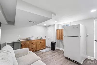 68 W Edward Street, Iselin, NJ 08830 - Photo 26