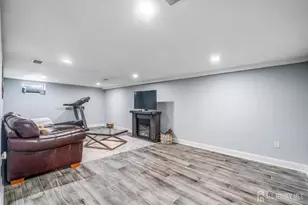 237 Carolyn Ave, Colonia, NJ 07067 - Photo 18