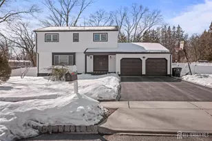 34 Sandalwood Dr, East Brunswick Township, NJ 08816 - Photo 2