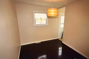 4 Rocky Brook Ct, Hightstown, NJ 08520 - Photo 8